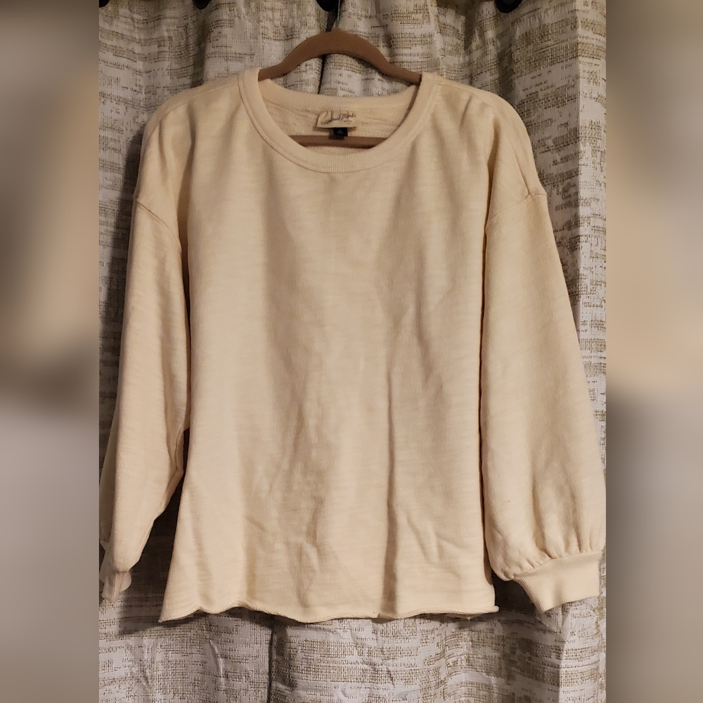 Universal Thread Cream Long Sleeve Sweatshirt